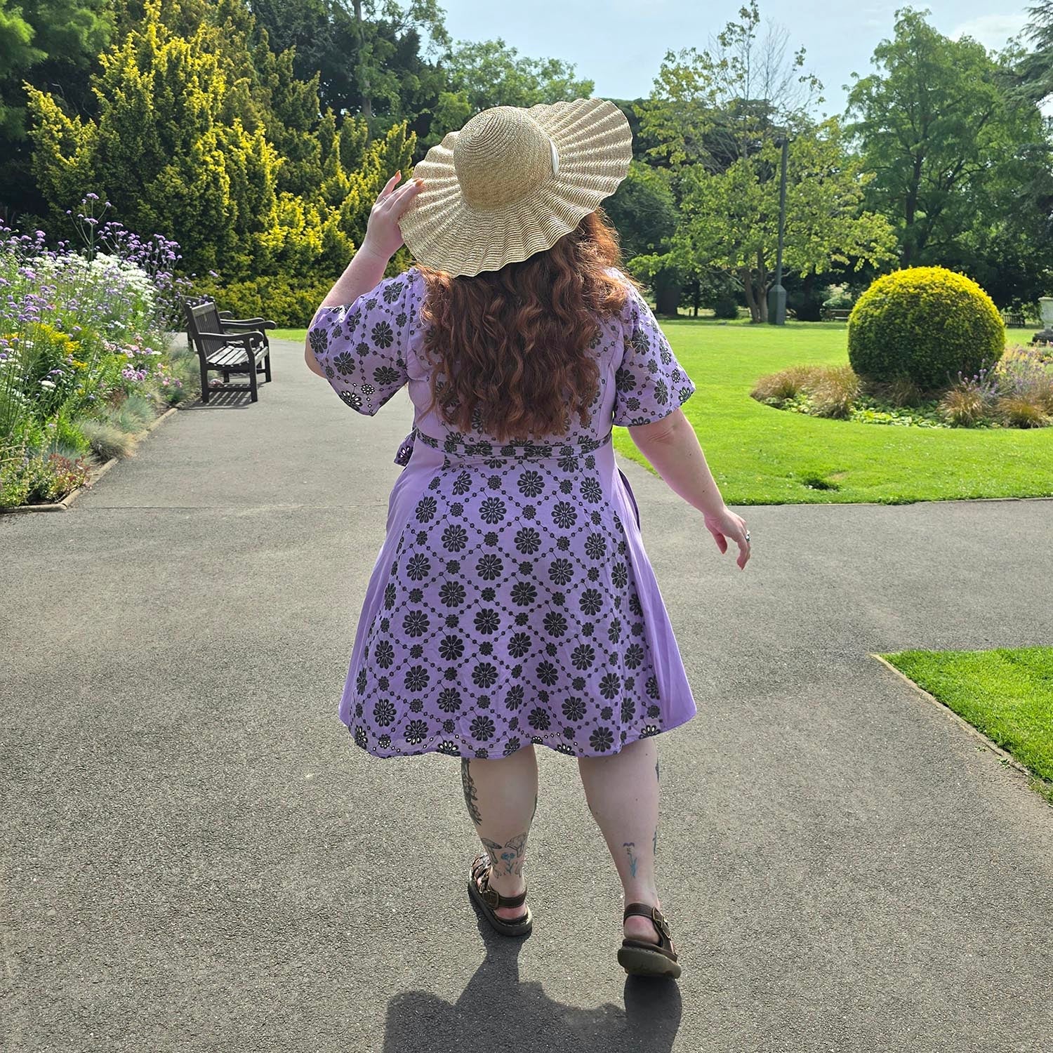 Becki, 5ft 6in / 168cm - Size F