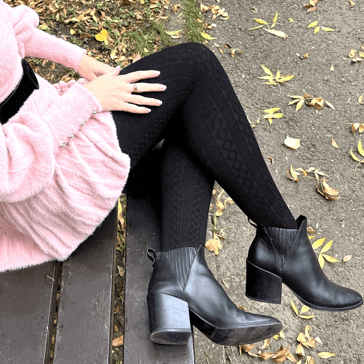 Grannies Cable Knit Wool Tights - Black (V2)