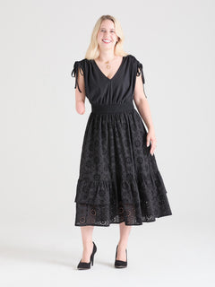 Brooke, 5ft 3in / 161cm - Size C
