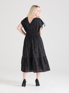 Brooke, 5ft 3in / 161cm - Size C