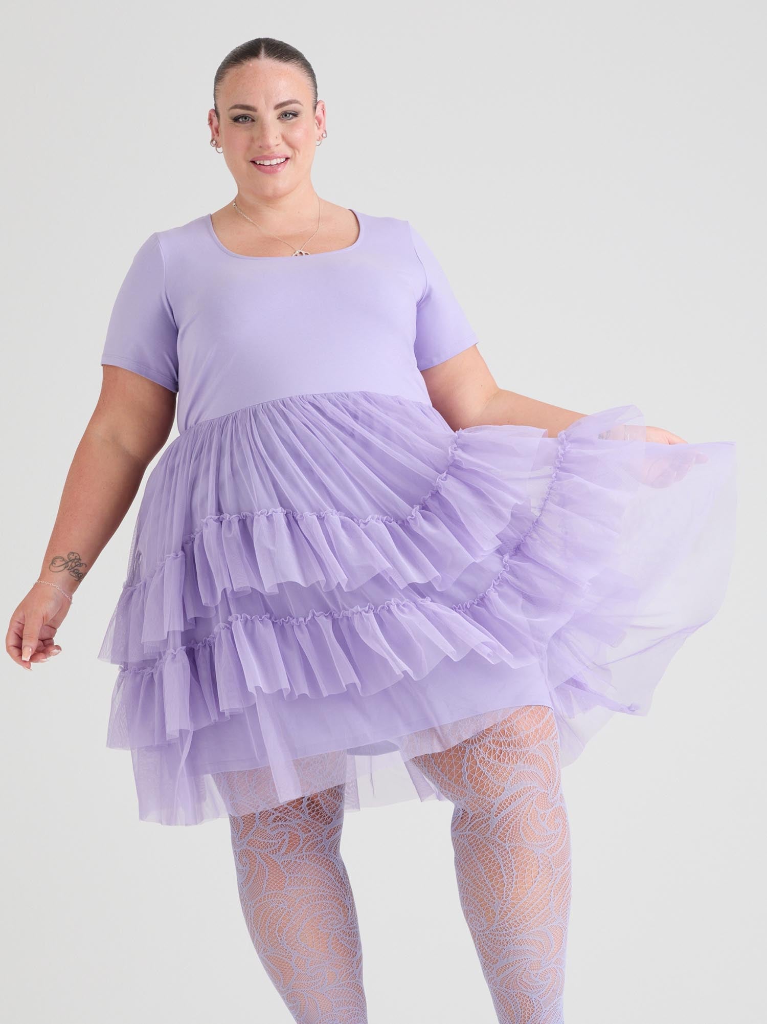 Danielle, 5ft 8in / 173cm - Size G