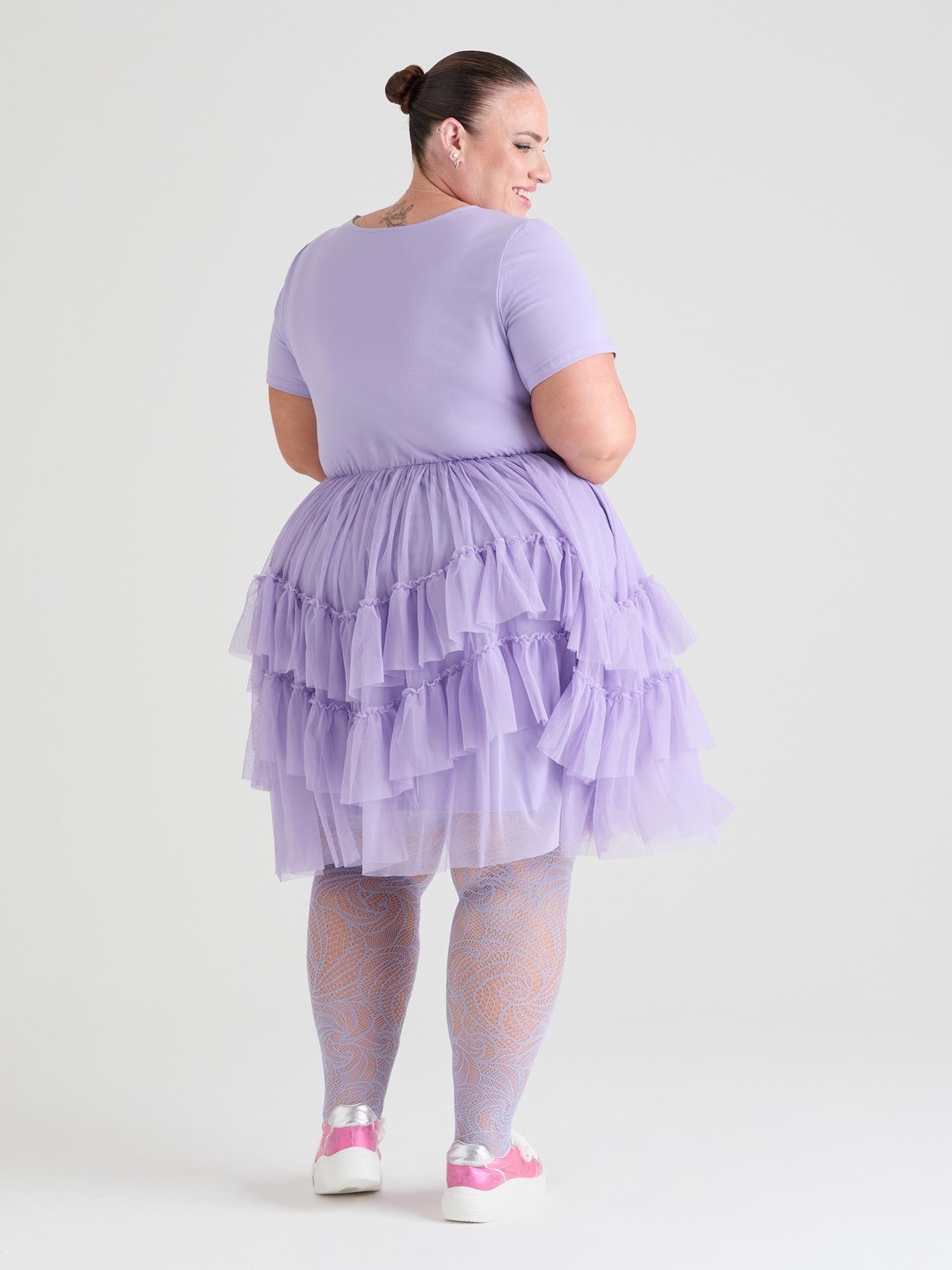 Danielle, 5ft 8in / 173cm - Size G