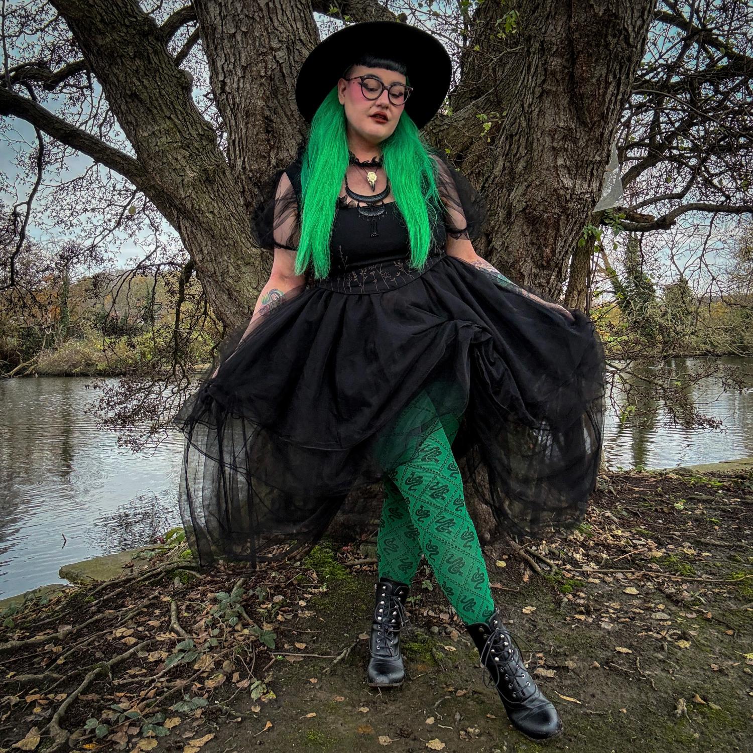 80 Denier Opaque Tights - Corra Snakes - Foliage Green