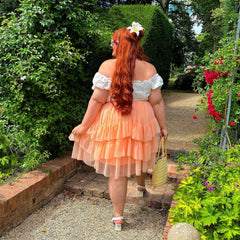 Hayley, 5ft 9in / 175cm - Size F
