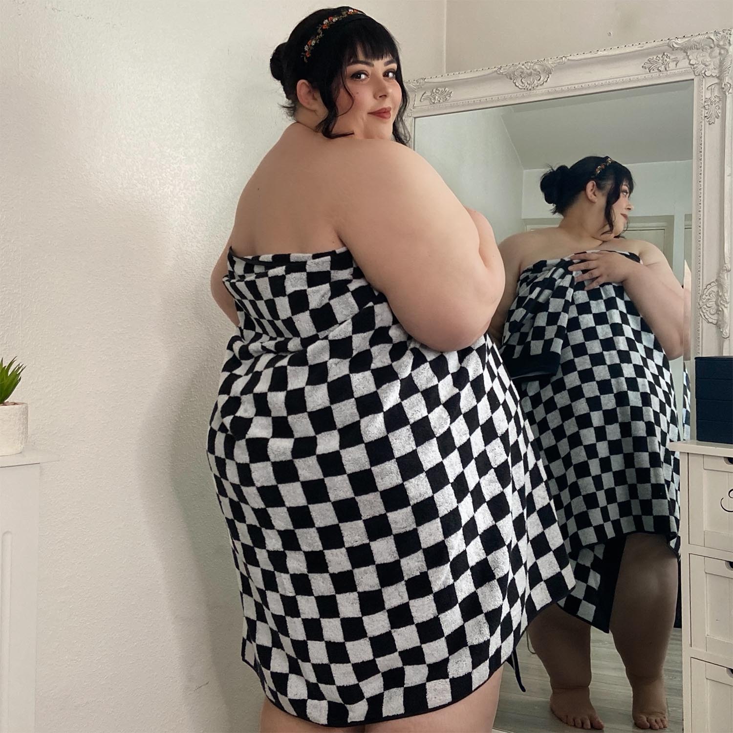Big Softee Towel - Checkerboard - Black/White