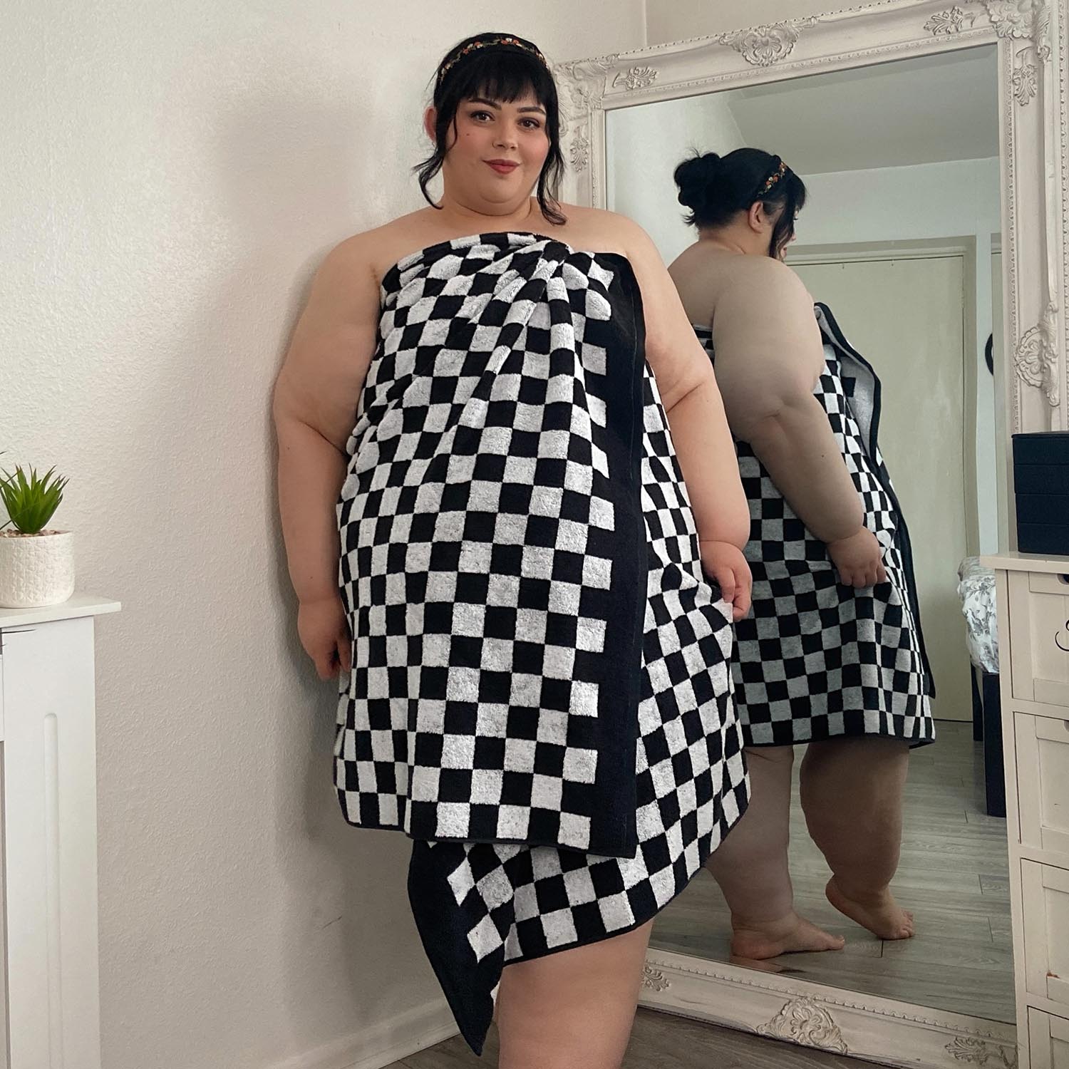 Big Softee Towel - Checkerboard - Black/White