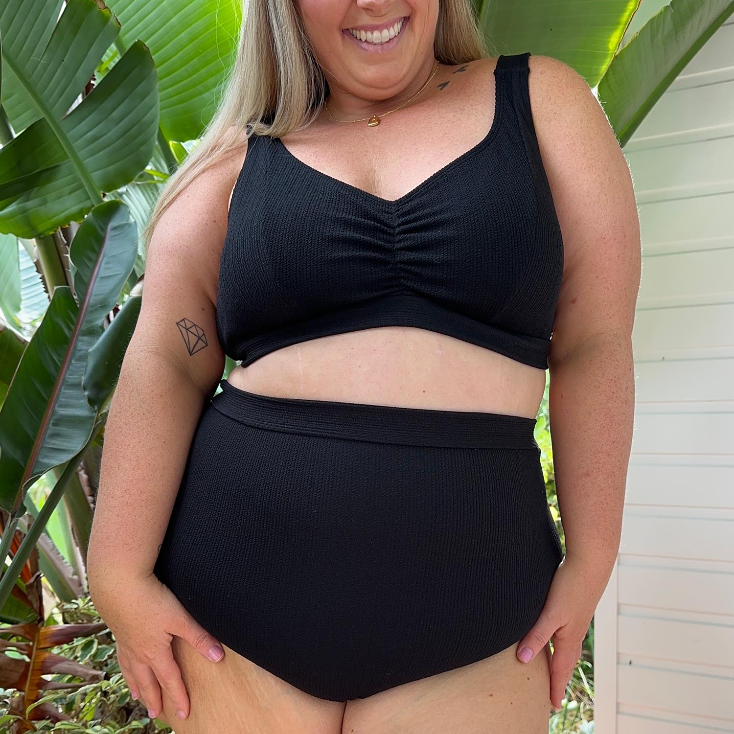 Samantha - Size F