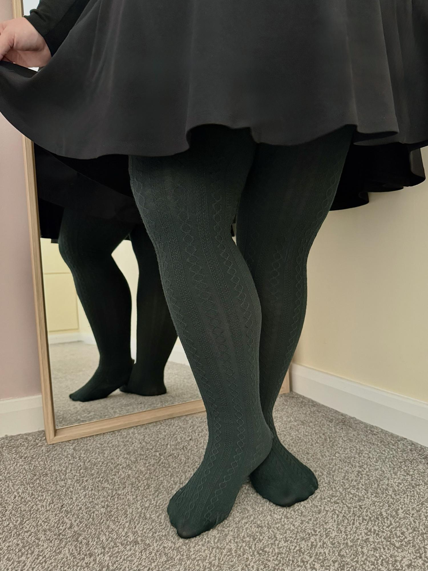 Grannies Cable Knit Wool Tights V2 - Crocodile