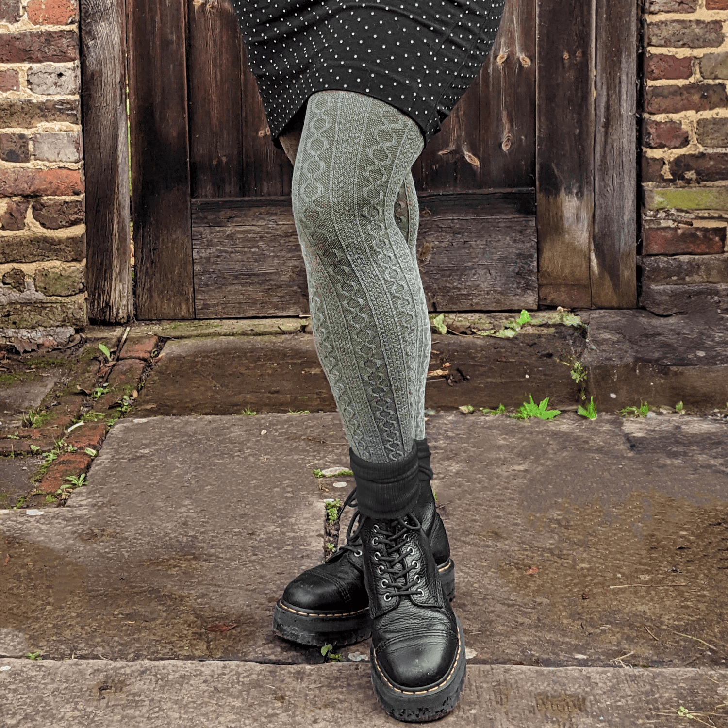 Grannies Merino Wool Tights - Peace